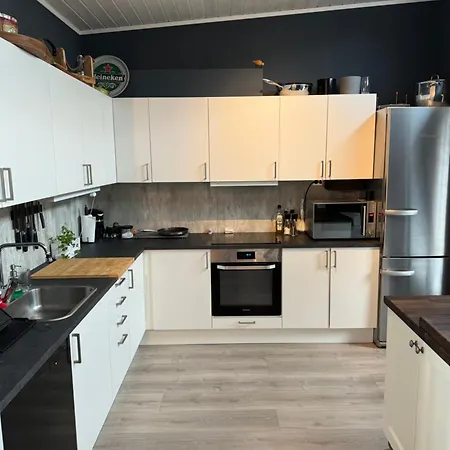 Terraced House With Carport And Sunny Outdoor Areas - 7 Min From Ons Ferienhaus *